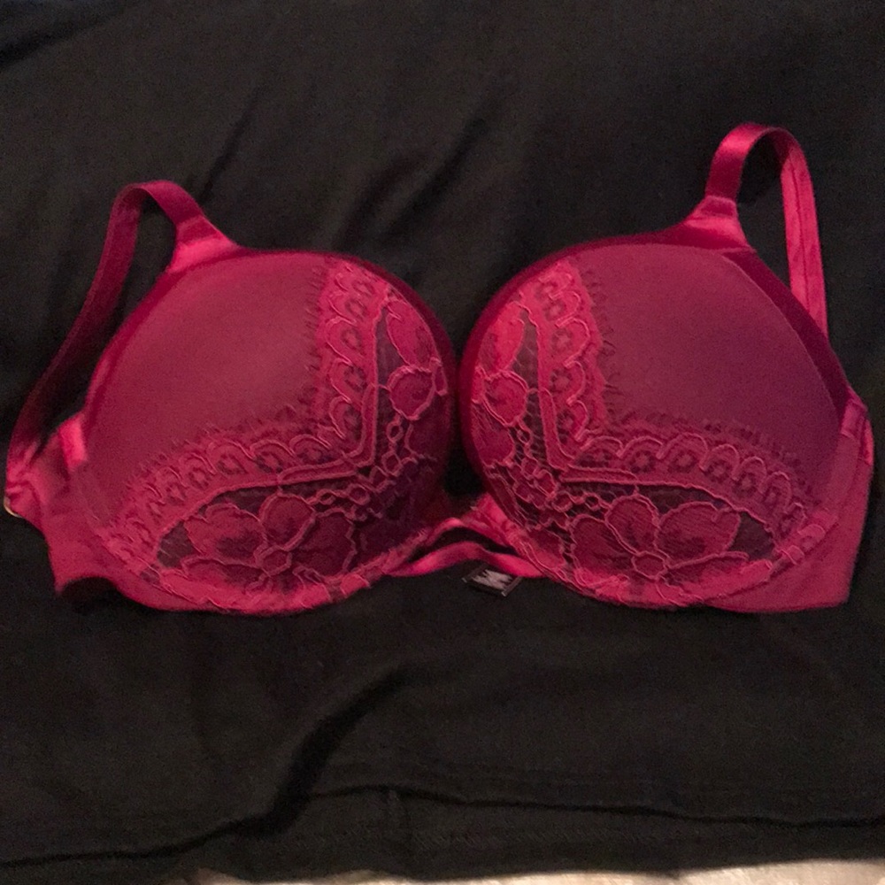 Victoria’s Secret add a cup size bra